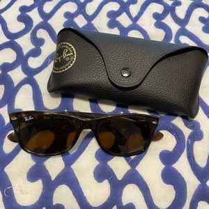Ray-Ban New Wayfarer Tortoise Sunglasses